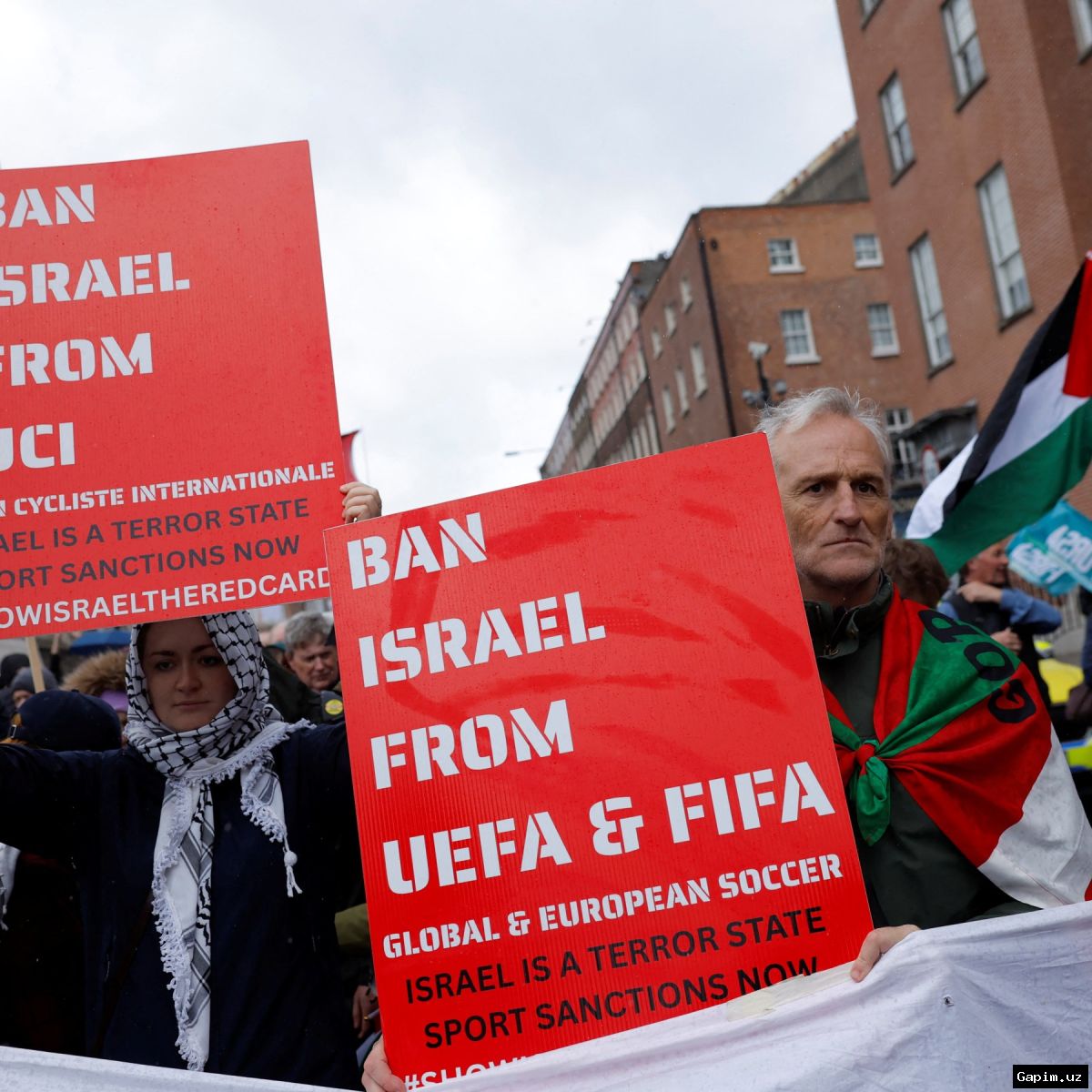 ⚽️🇮🇪 Ireland boss Hallgrimsson urges players to 'win this war' against Israel amid protests
