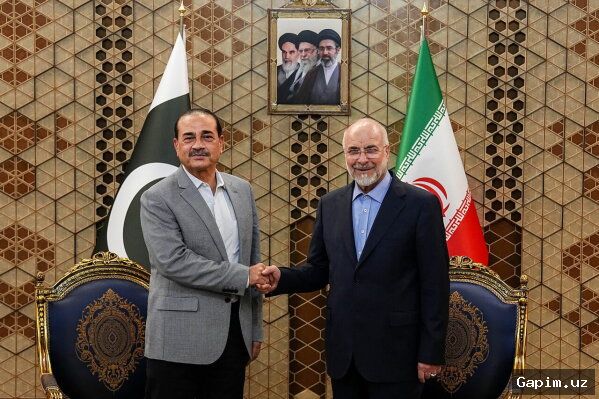 🇺🇸🇮🇷 Trump Claims Iran Deal Signing Imminent, Tehran Contradicts
