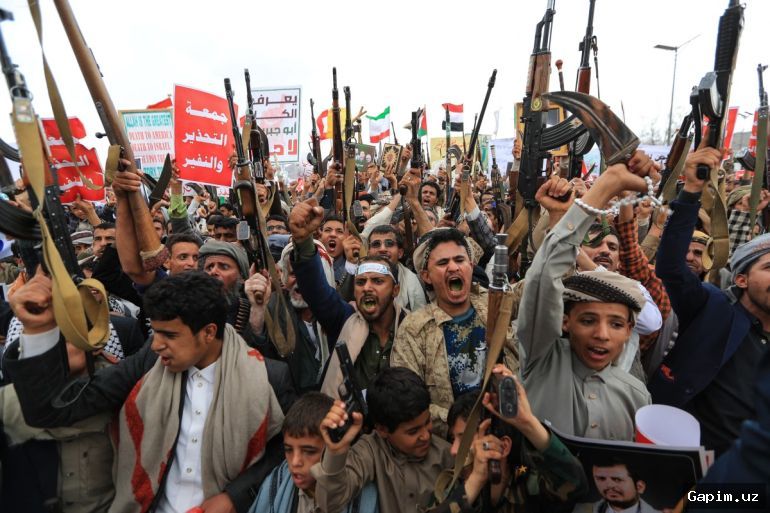 🚨💥 Yaman hutiylari Saudiya Arabistoniga hujum qildi: 11 kishi yaralandi, uch davlat mudofaa shartnomasi imzolaydi