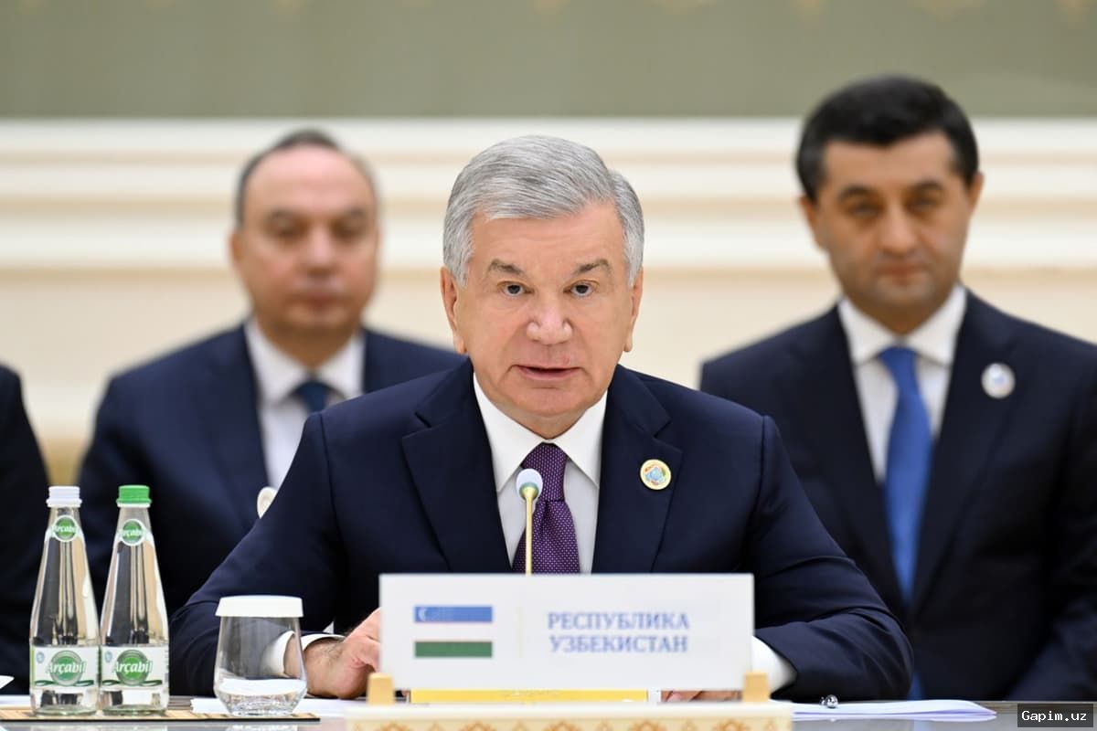 🏥🩺 Shavkat Mirziyoyev tibbiyot sohasi xodimlarini moddiy ragʻbatlantirish boʻyicha yangi chora-tadbirlarni eʼlon qildi