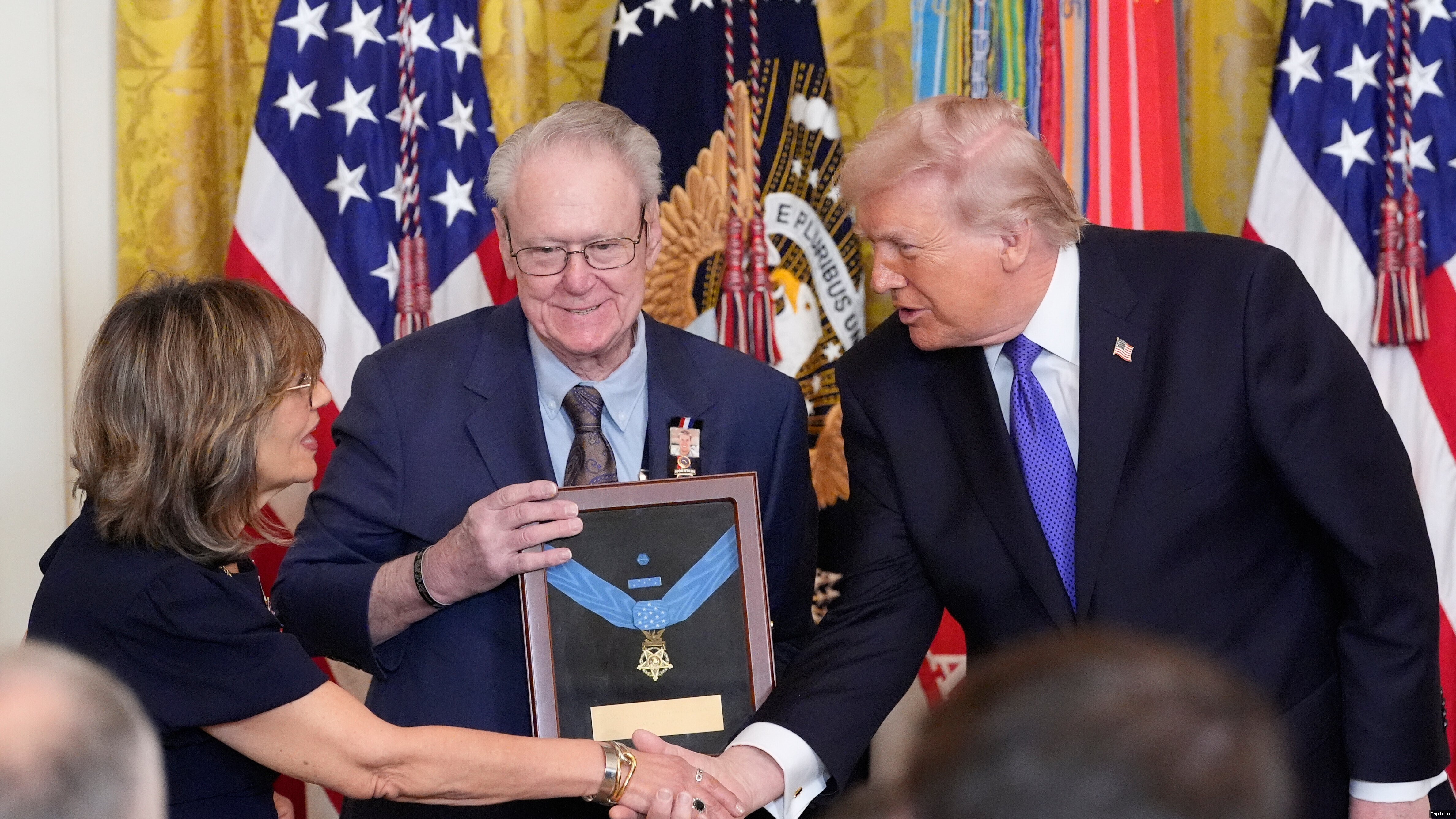 Президент наградил погибшего в ДТП инспектора ДПС медалью «Мужество»