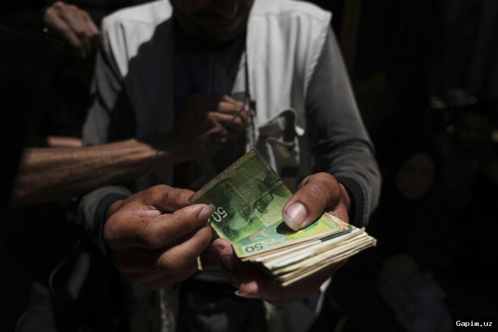 💵🏚️ В Газе острая нехватка наличных: жители ежедневно сталкиваются с проблемами при покупках