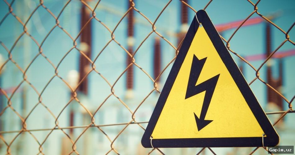 ⚡️😢 13-Year-Old Boy Dies from Electric Shock While Climbing Transformer in Namangan