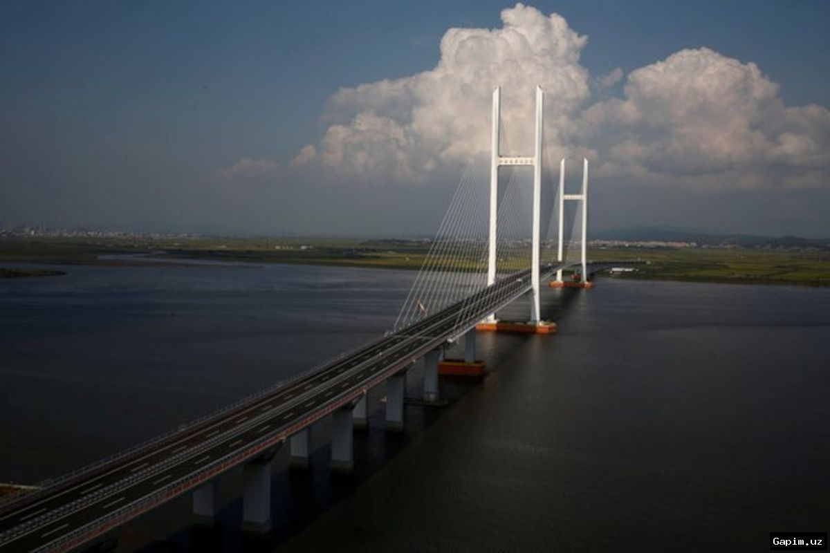 🌉🤝 North Korea Expands Trade Routes with China and Russia