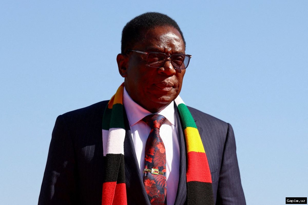 🏛️📜 Zimbabwe parliament passes bill to extend presidential terms, allowing Mnangagwa to stay until 2030