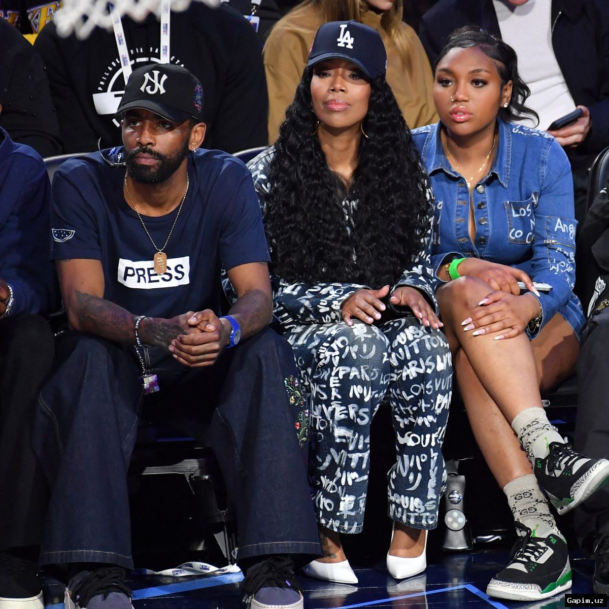 🏀🌍 NBA Star Kyrie Irving Discusses Paying Fine for NFL Player Over Palestine Solidarity