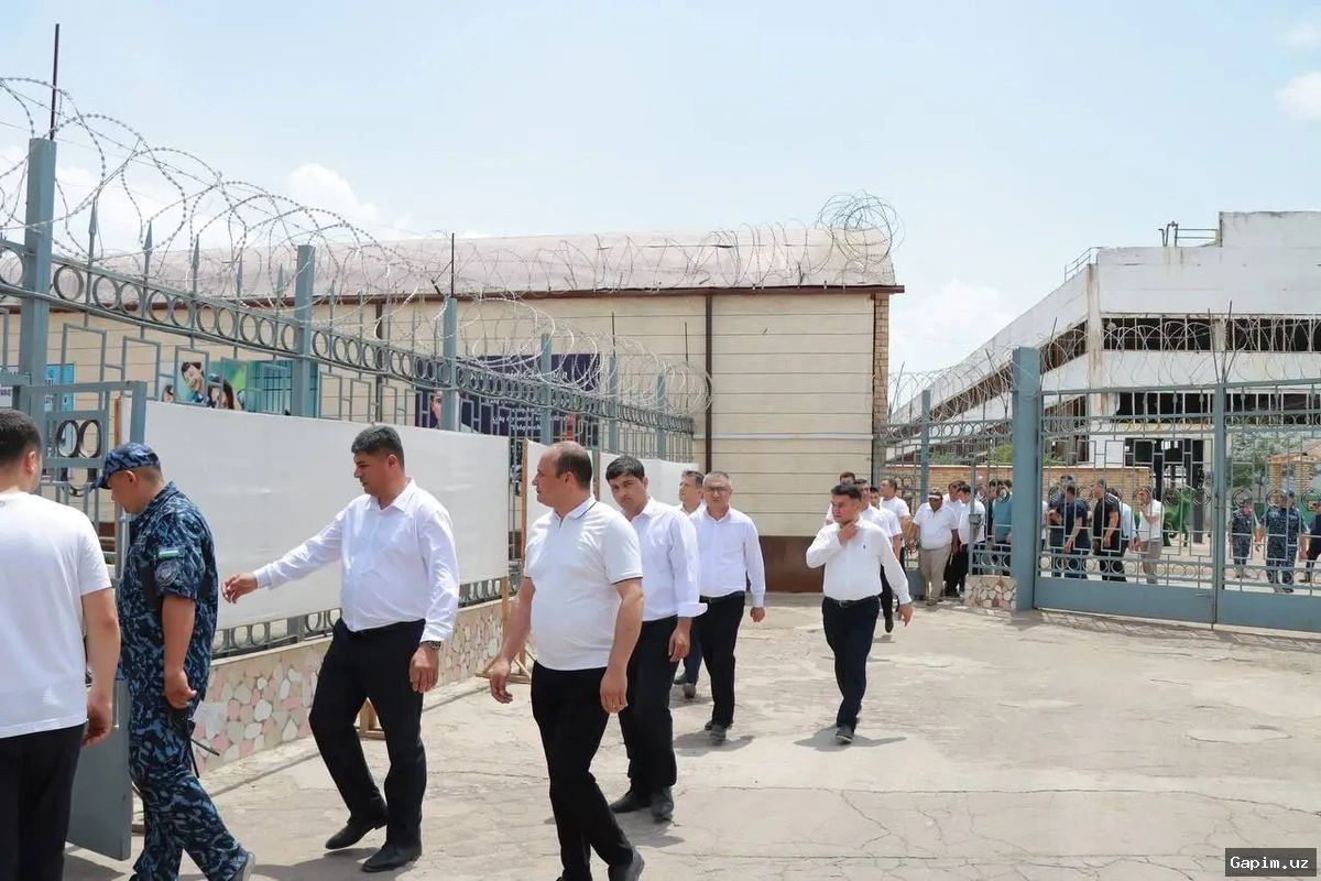 ⚖️📋 В Чирчике суд вынес приговор сотрудникам ОВД за сокрытие преступления и взятку