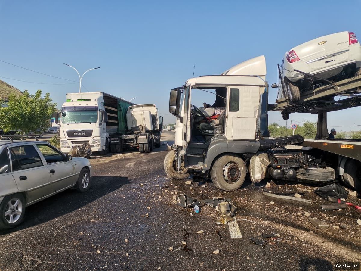 🚗💥 Смертельное ДТП в Сурхандарьинской области: несовершеннолетний школьник разбил машину