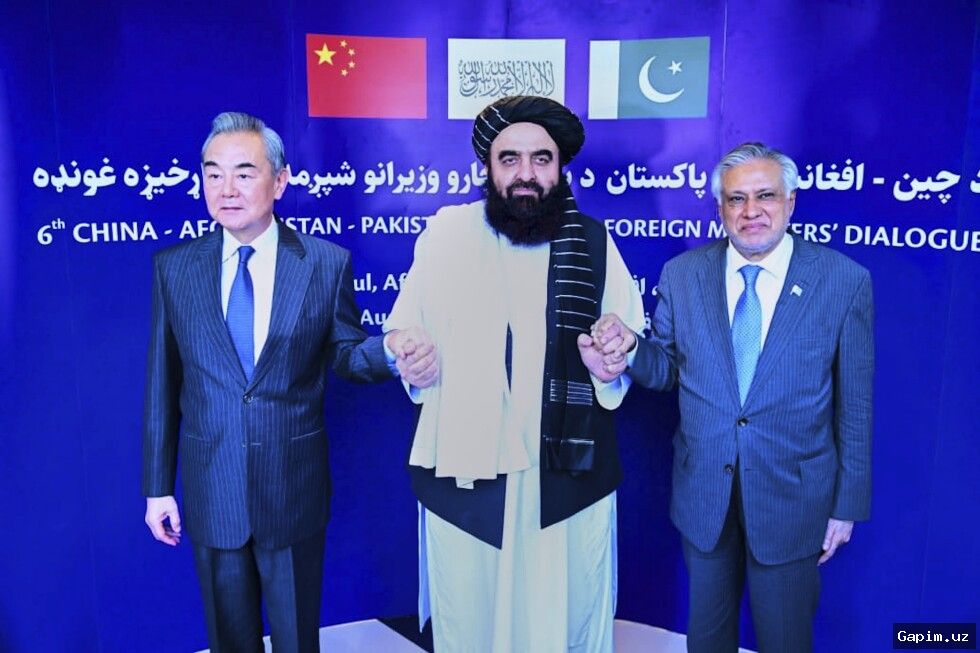 🤝🌏 China Hosts Unofficial Talks Between Afghanistan and Pakistan in Urumqi