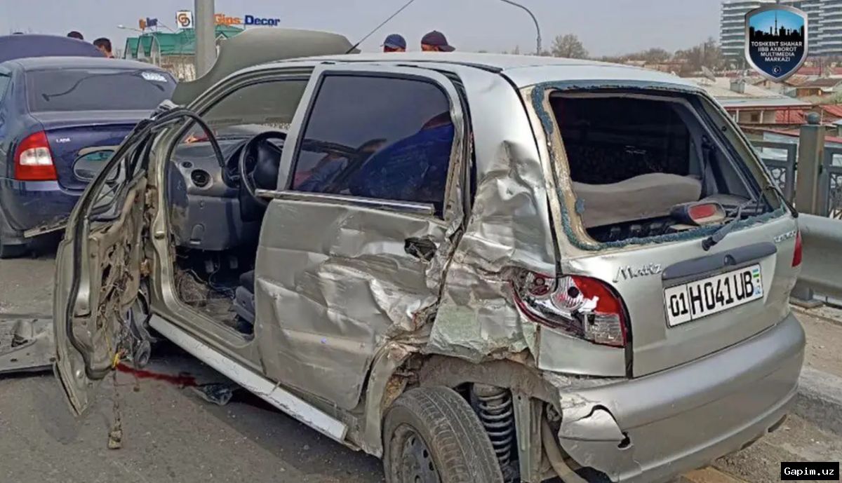 🚗💥 Смертельное ДТП в Термезе: подросток разбил машину матери, погиб школьник