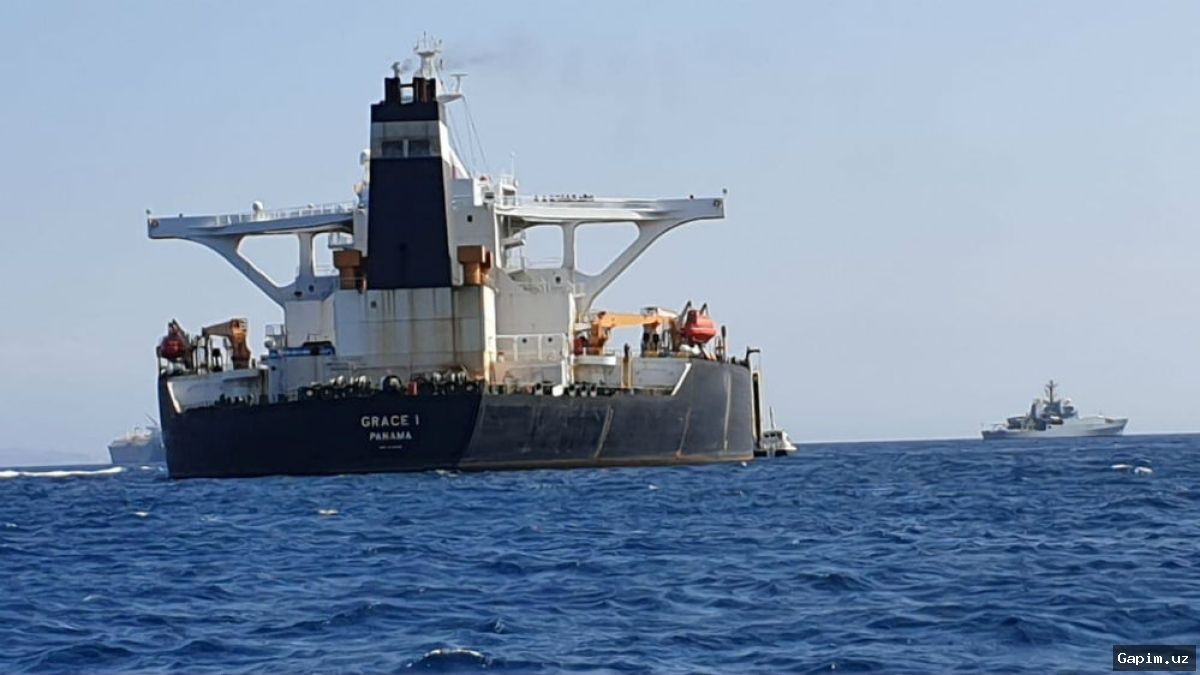 🇮🇷🚢 Иранские военные захватили «плавучий арсенал» в Оманском заливе
