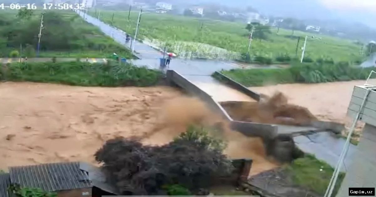 🌧️🌊 Xitoyda kuchli yomg‘irlar 10 kishining hayotiga zomin bo‘ldi