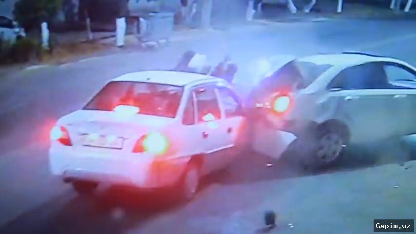 🚗💥 В Самарканде в ДТП погиб сотрудник ППС: Lacetti на большой скорости врезался в Nexia-3
