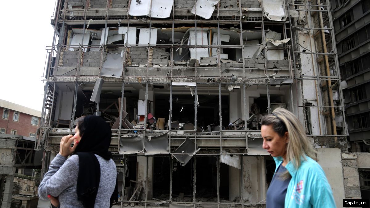 🏚️💔 Tehran's Ruins: The Grim Reality of Life After War