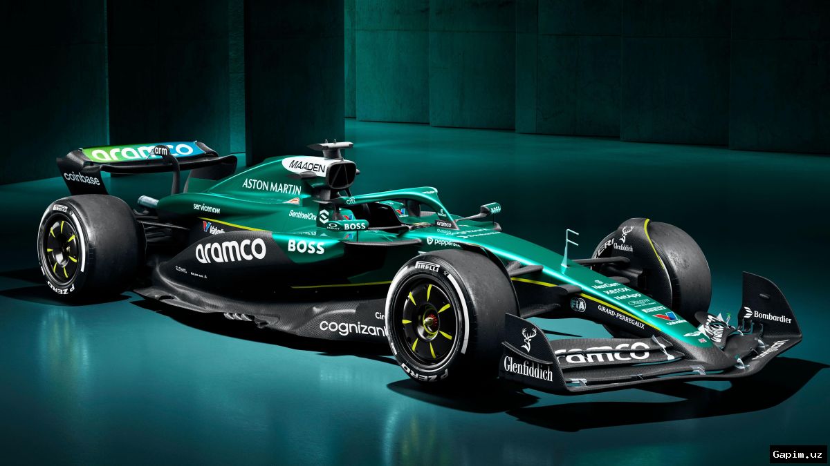 🏎️📝 Fernando Alonso extends Aston Martin contract
