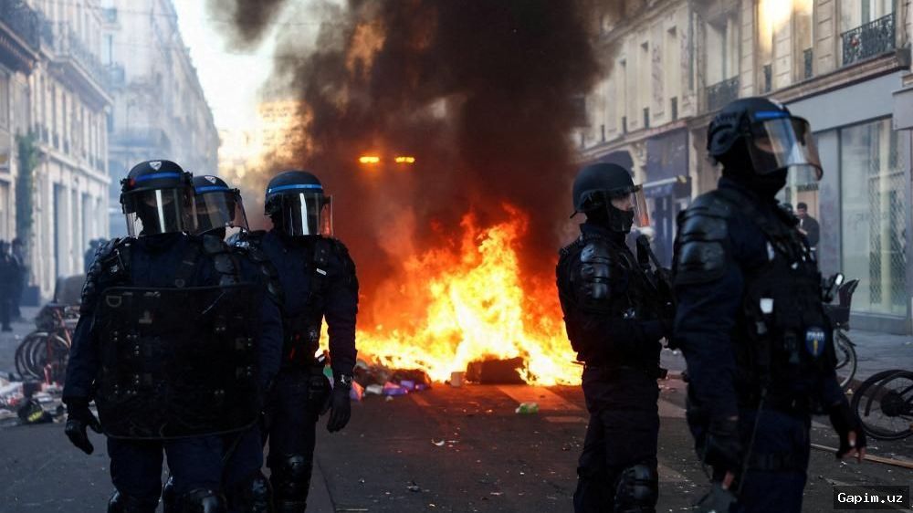 🇫🇷🛑 French Regime Deploys 70,000 Police to Quell Escalating Protests as Social Crisis Deepens