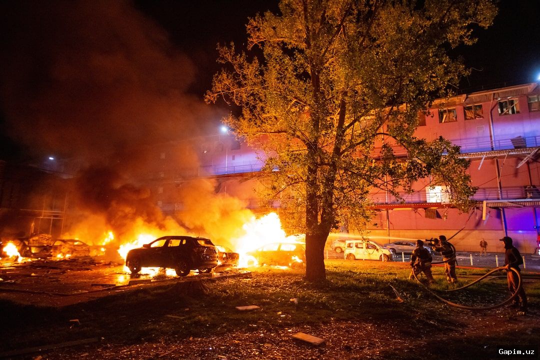 🇺🇦🔥 Ukrainian Drones Strike Deep Inside Russia: 8 Killed, Major Infrastructure Hit