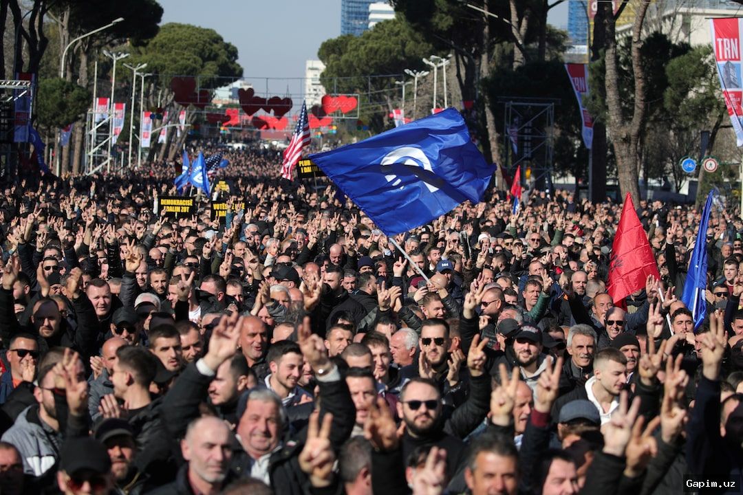 🦩🏛️ Albania protests: PM Edi Rama under fire over luxury resort plans in nature reserve