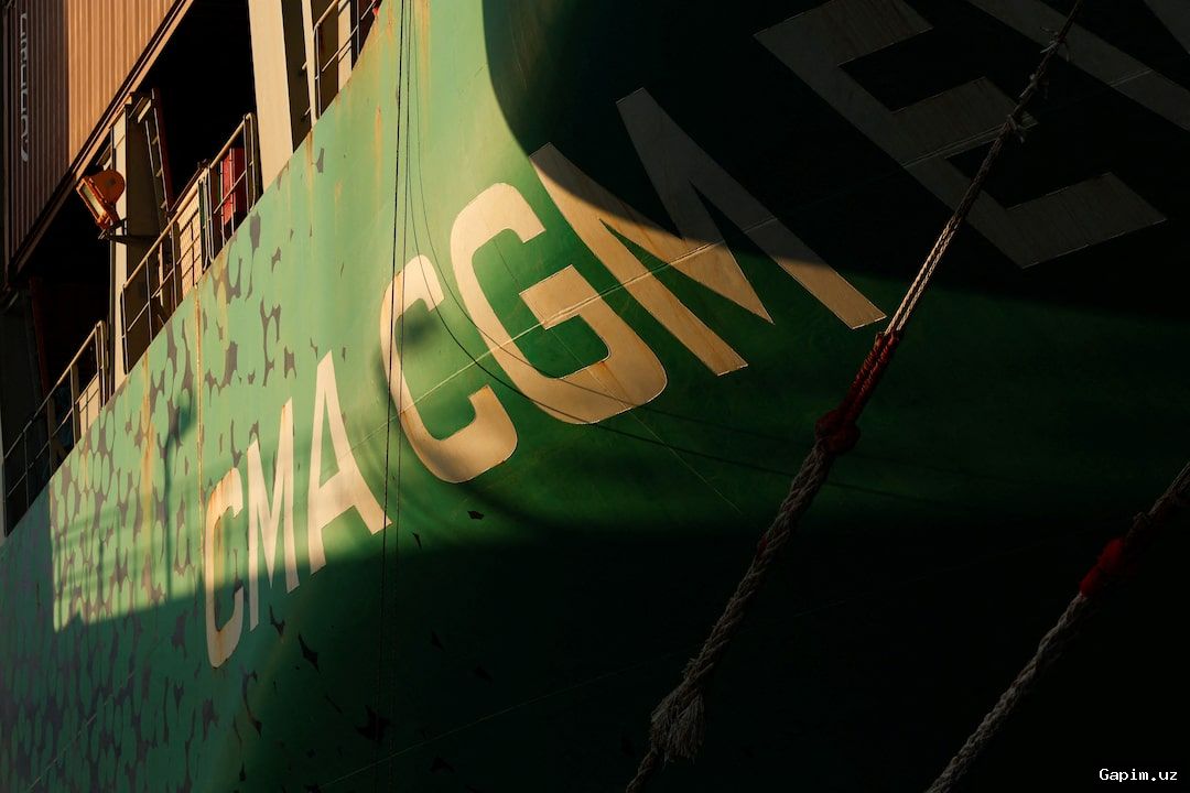 🚢🌊 G‘arbiy Yevropa kemasi birinchi marta Hormuz bo‘g‘ozi orqali o‘tdi