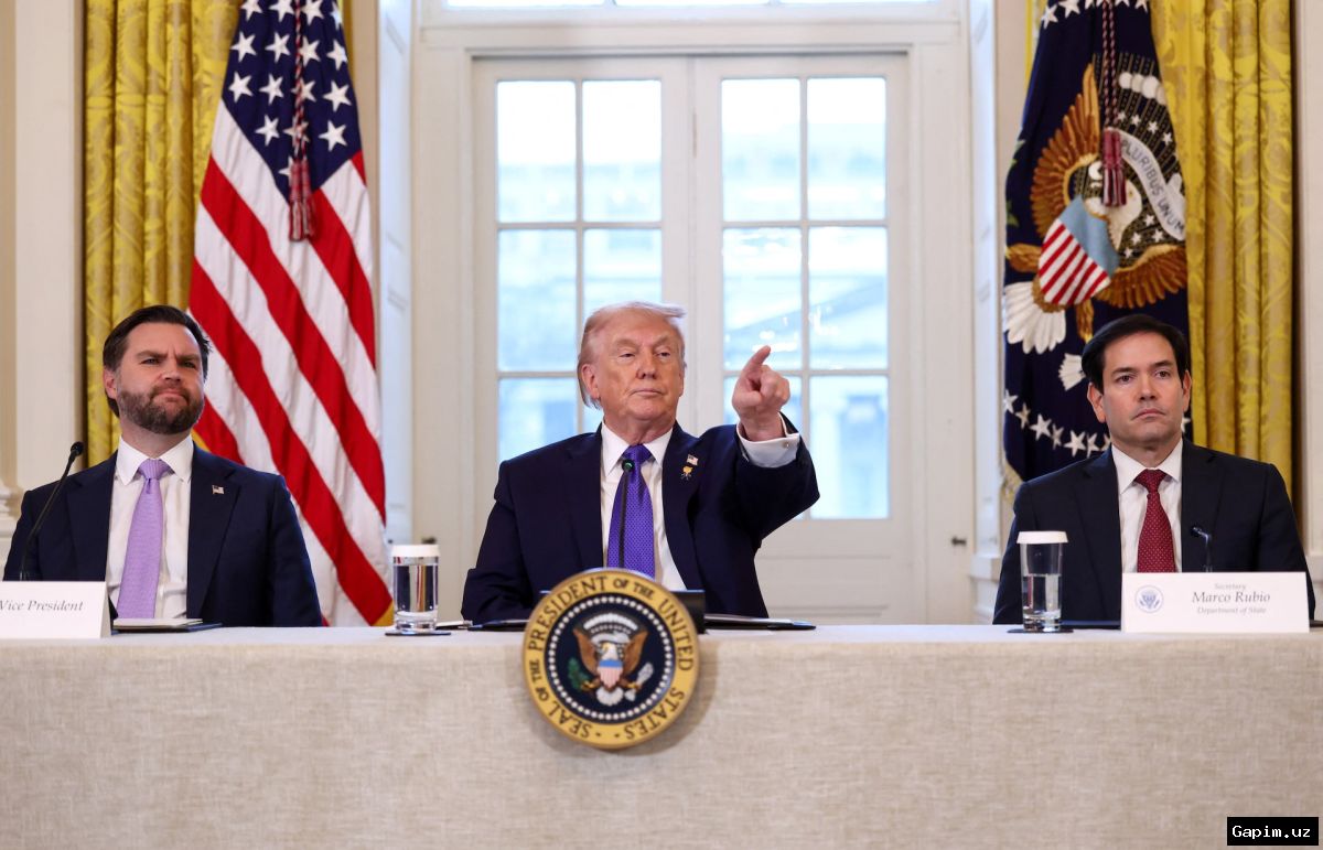 🇺🇸🏛 Trump Allegedly Backs Vance for 2028 Presidential Race