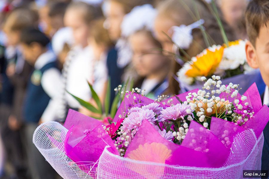 🎓📅 В Узбекистане 1 октября объявлен выходным днём для всех работников