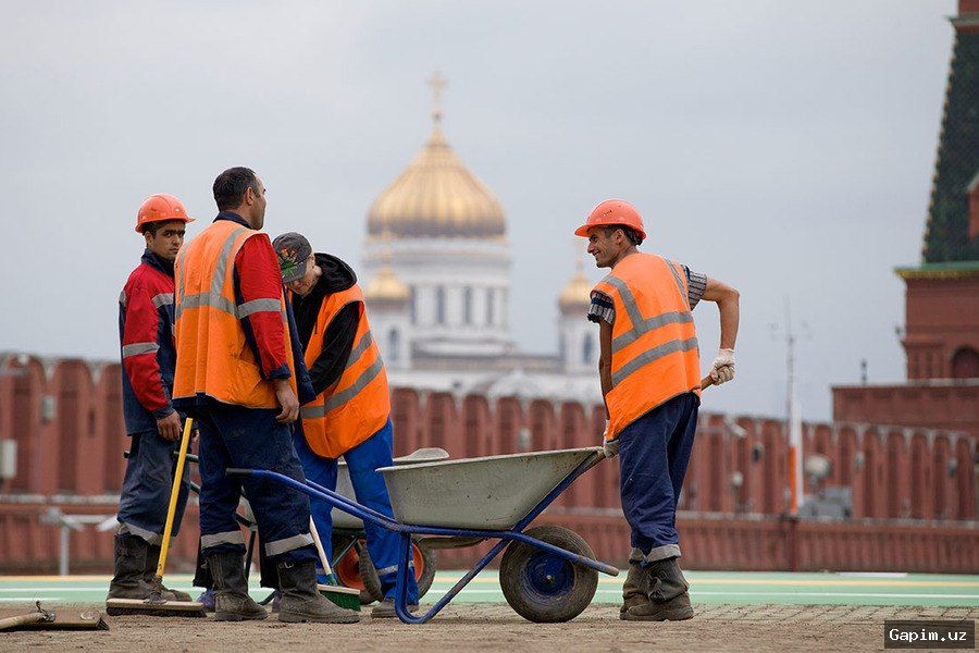 💼⚖️ Company in Tobolsk Withheld Wages from 26 Uzbek Migrant Workers, Debt Resolved