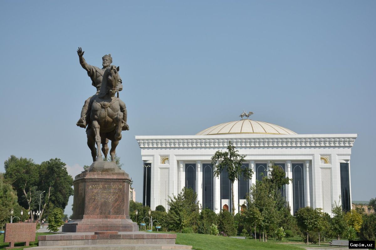 🏛️🌳 Reconstruction Begins at Amir Temur Square in Tashkent Amid Accessibility Concerns