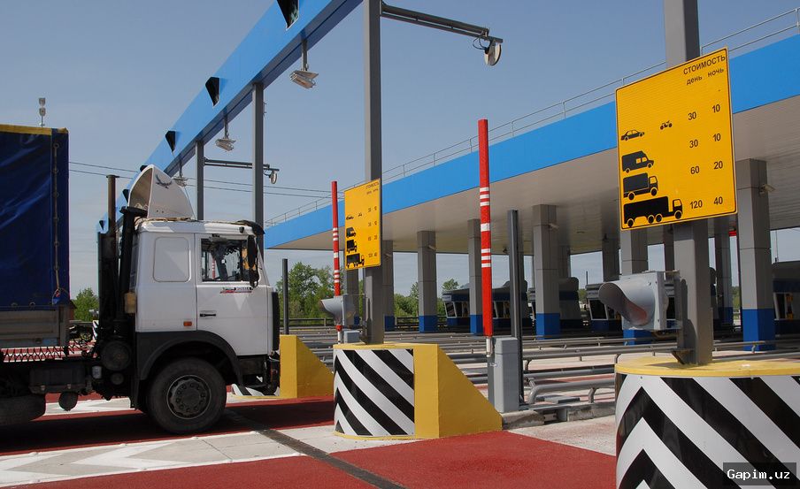 🚗🛣️ Uzbekistan Adopts New Law on Highways