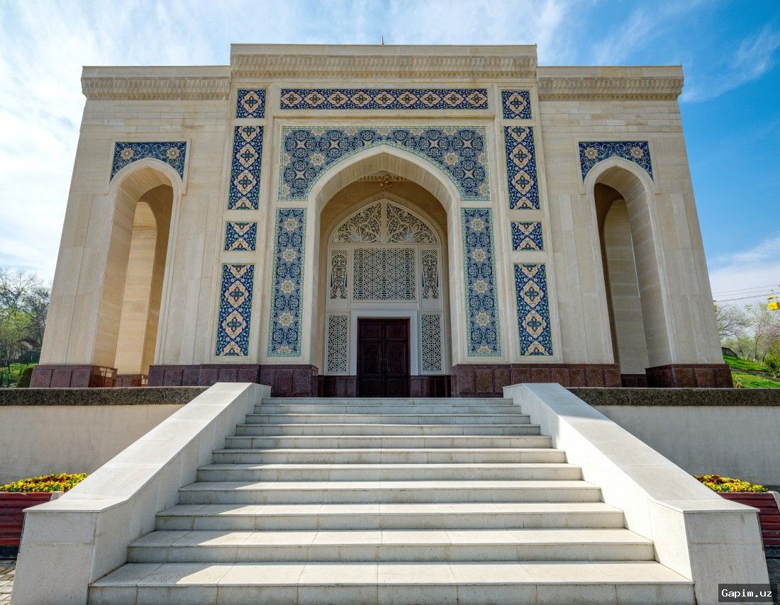 🏛️🎨 Президенту представлен проект памятника Бабуру
