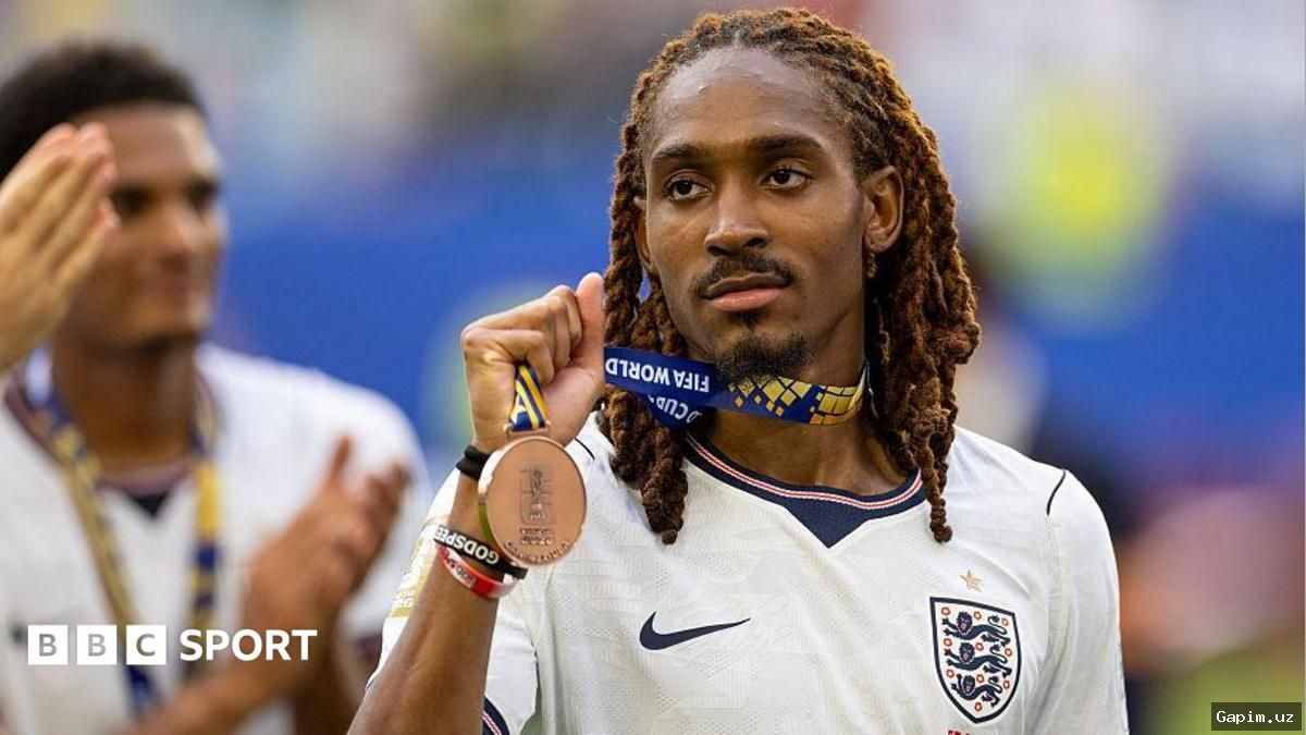 ⚽️🏆 Inter Milan Sign Djed Spence from Tottenham on Five-Year Deal