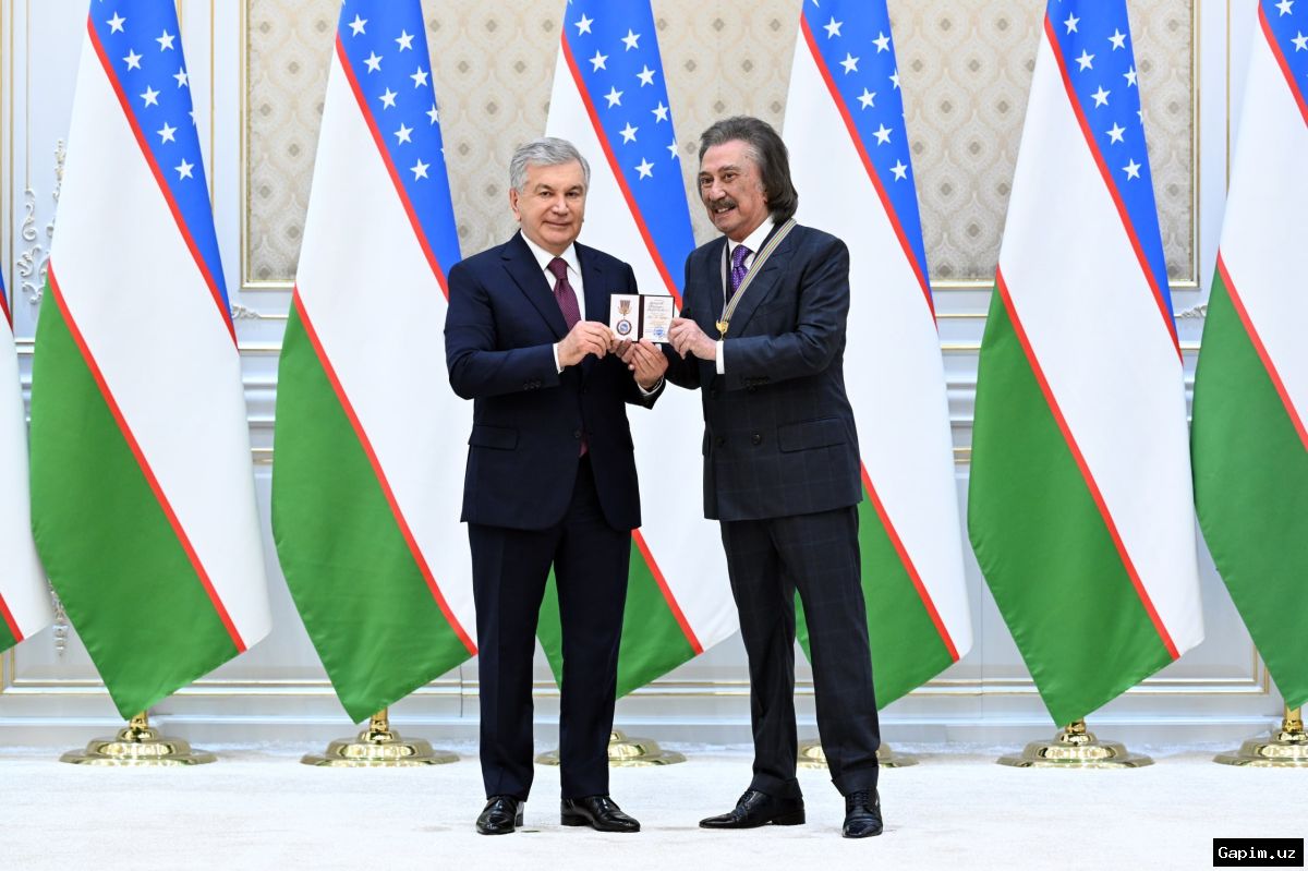 🎤🏅 Farrux Zakirovga Qozog‘istonning “Do‘stlik” ordeni topshirildi