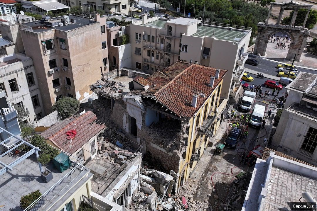 🏚️💔 Gas explosion in Athens: Six dead after building collapse in Plaka district