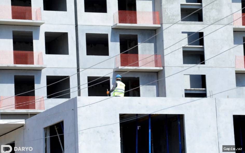 Original: Uzbekistan housing construction reforms 🏗️📊 Шавкат Мирзиёев ознакомился с презентацией по повышению эффективности реформ в сфере урбанизации и градостроительства