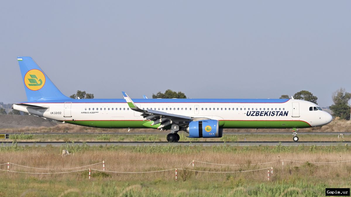 ✈️💰 Шавкат Мирзиёев ознакомился с презентацией по ускорению трансформации и подготовке к IPO «Uzbekistan Airways»