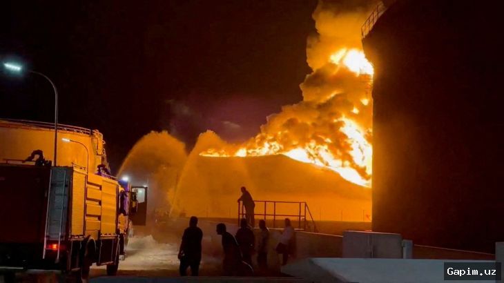 🔥🏭 Крупный пожар на нефтеперерабатывающем заводе в Завии после атаки беспилотника