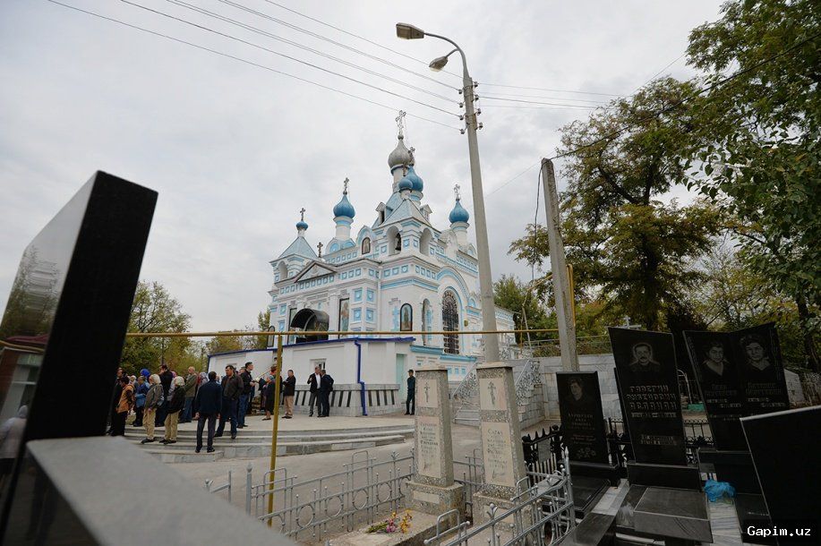 🪦⚠️ Graves Damaged at Historical Tashkent Cemetery Amid Nearby Construction Works