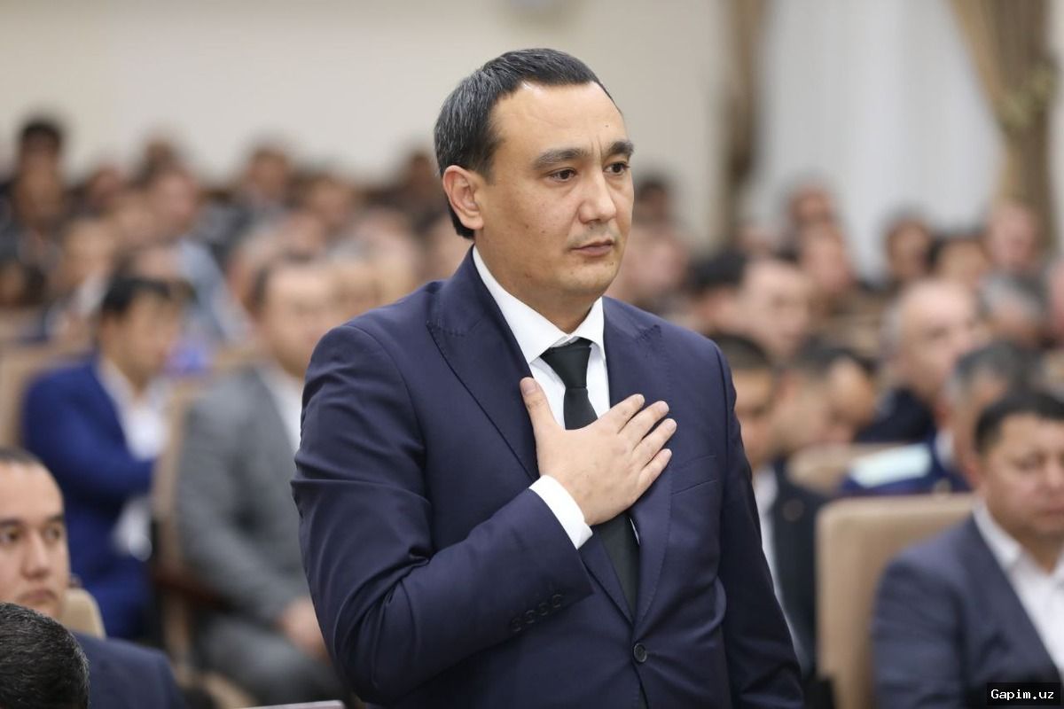 🏘️📢 Uzbek District Mayor Orders 'Shameful Mahalla' and 'Shameful Home' Signs