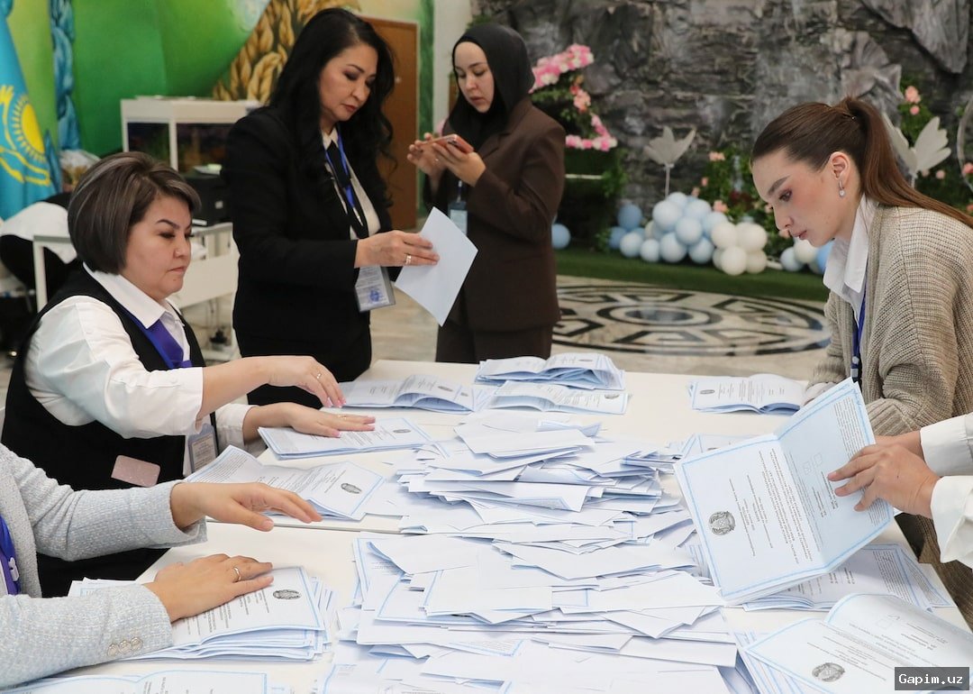 🏛️🗳️ Kazakhstan Holds Constitutional Referendum: 87% Vote in Favor of New Charter