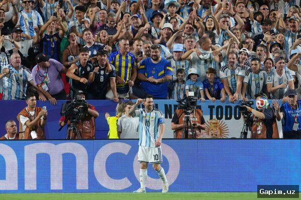 🏆⚽ Lionel Messi Jahon chempionati tarixidagi eng ko'p mukofotlangan futbolchiga aylandi
