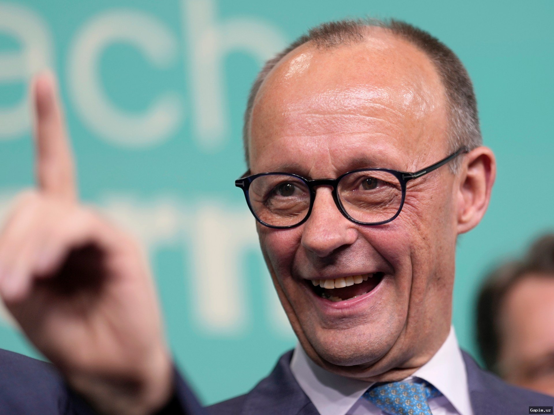 🏛️📊 Germaniyada saylov oldi: Merzning CDU partiyasi Baden-Vyurtembergda Yashillar partiyasi bilan teng kurashmoqda