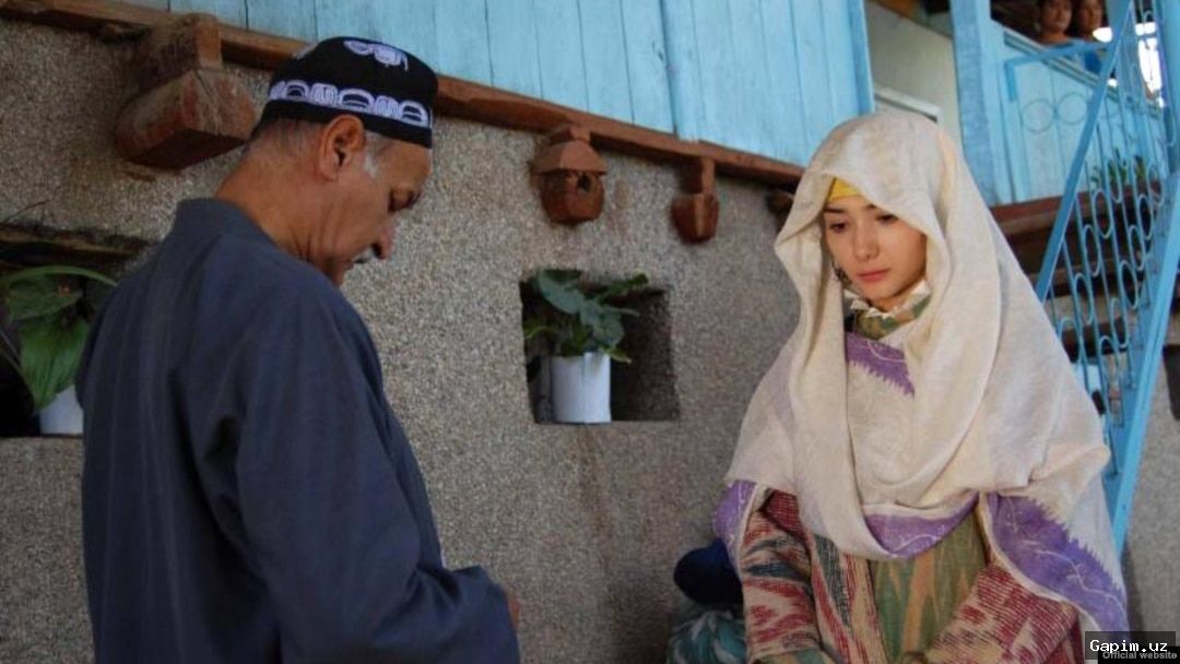 🎬📉 Программа "Живая история" в Узбекистане: можно ли снять 54 исторических фильма за 4 года?