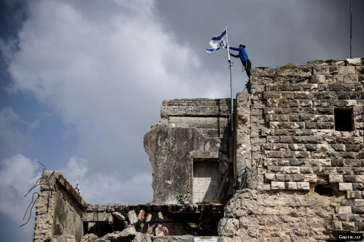 🌍⚖️ EU agrees sanctions on Israeli settlers and Hamas leaders