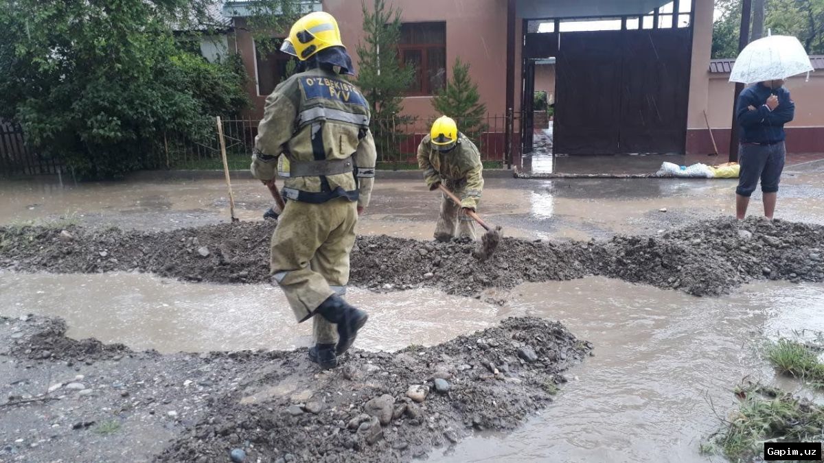 🌧️⚠️ Uzbekistan warns of mudslides and floods on June 13-15