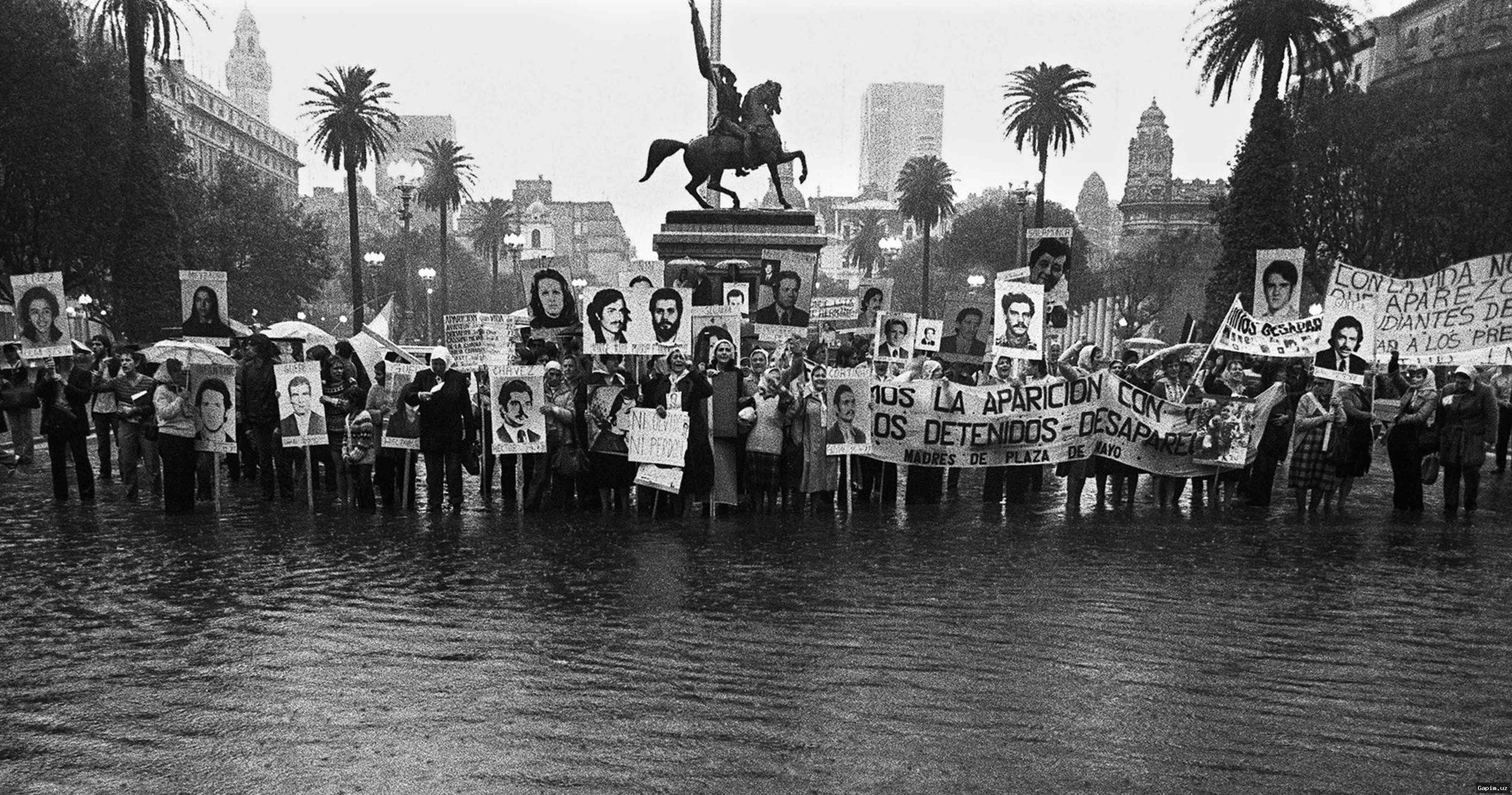 ⚖️🕊️ Военная диктатура Аргентины: Борьба за справедливость для 30 тысяч «исчезнувших» продолжается