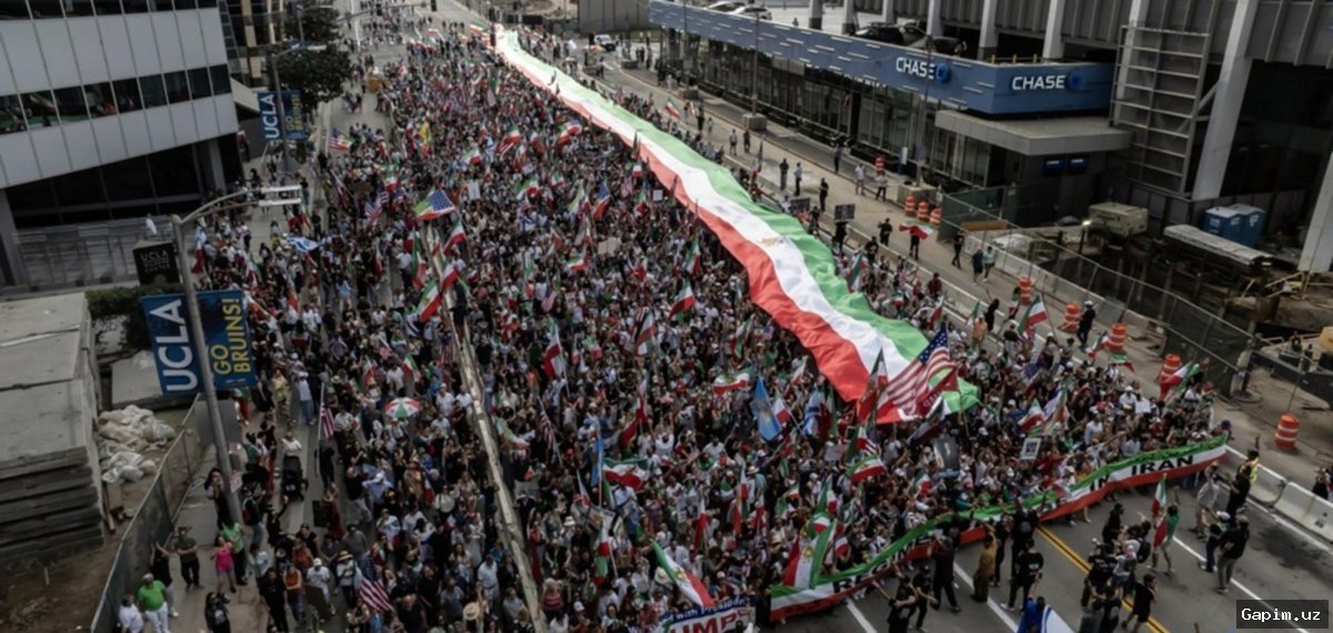 🚢💥 Eronning Hormuz bo‘g‘ozini to‘sish tahdidi: O‘z iqtisodiyotiga zarar yetkazish xavfi