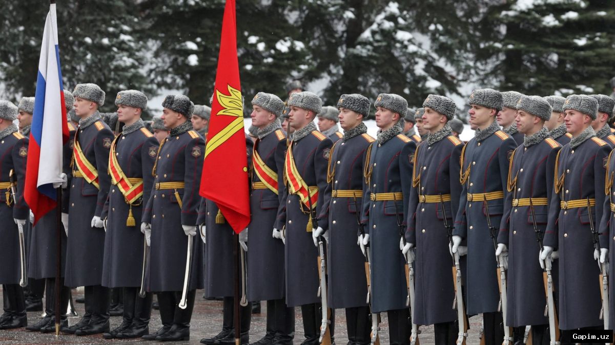 ⚔️📜 Putin Orders Another Military Expansion: 15,500 Troops Added