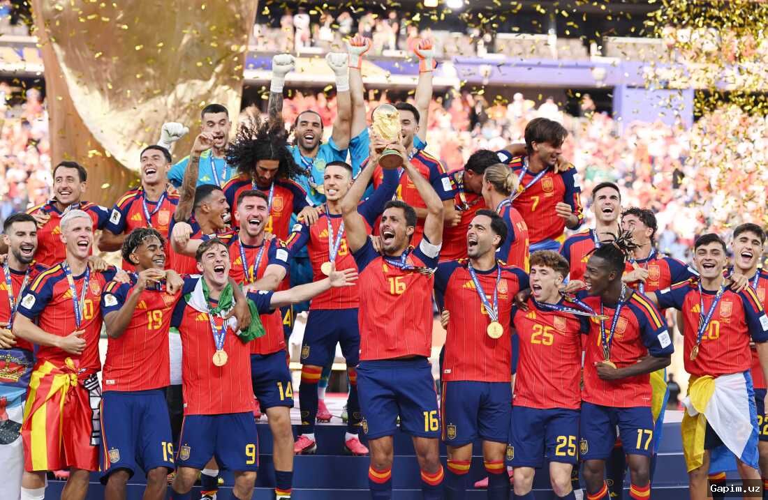 🏆🇪🇸 Ispaniya jahon chempioni: Castelldefelsda argentinalik muxlislar bilan bayram
