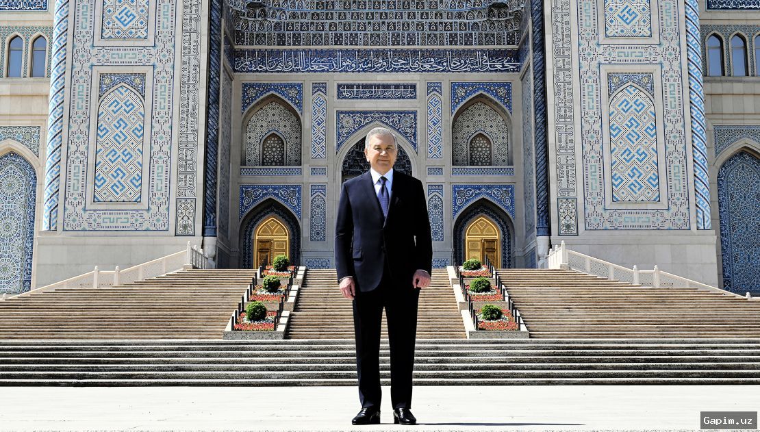 🏘️🌳 President Mirziyoyev visits Bog'imaydon mahalla, inspects beautification results