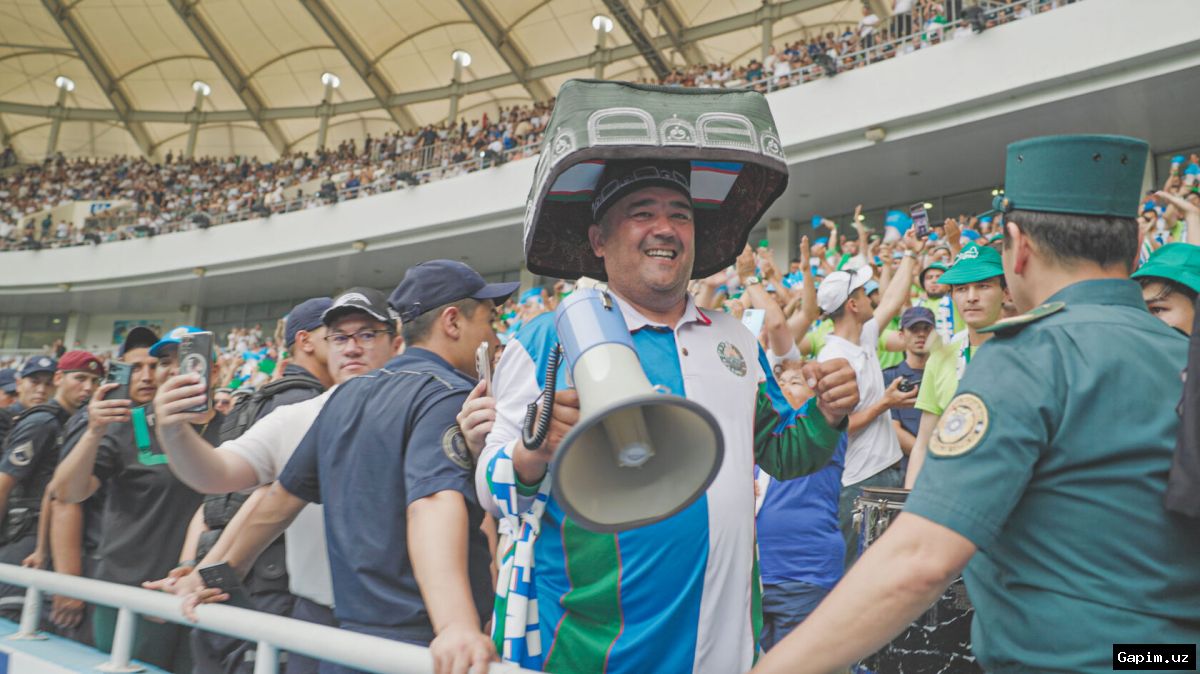 ⚽️🇺🇿 Uzbekistan national team shows fighting spirit against world-class opponent: Fans witness football festival
