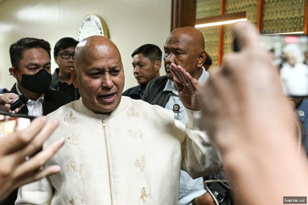⚖️🏛️ Philippines agrees to ICC request to arrest ex-police chief over drug war killings